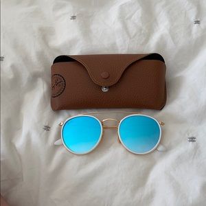 Blue Raybans